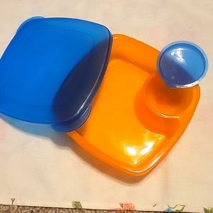 💥💥💥 4 items for $12 💥💥💥 Small square plastic container